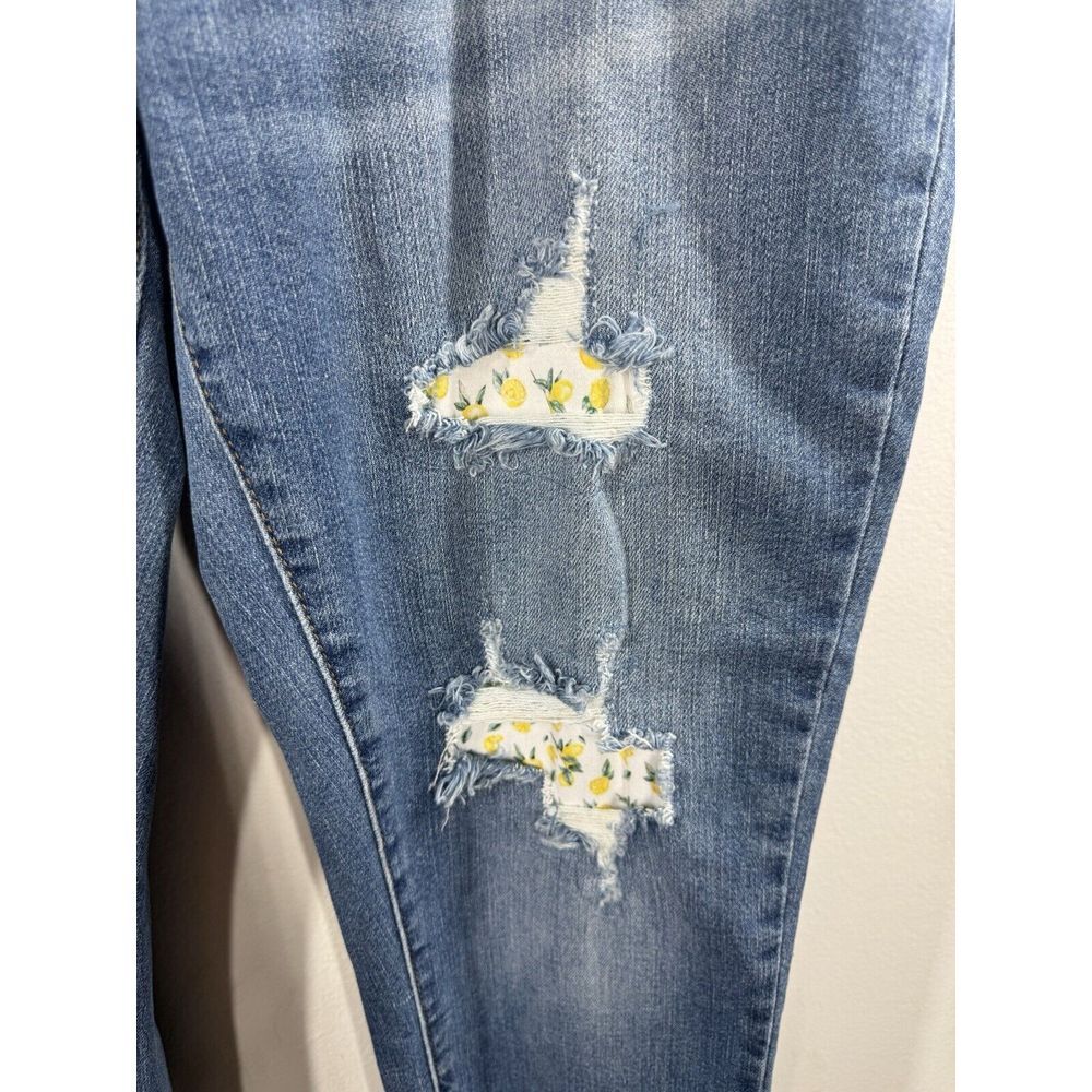 Judy Blue Lemon Patch Skinny Fit Jeans Womens Size 13/31 Blue Distressed Stretch - Picture 10 of 11